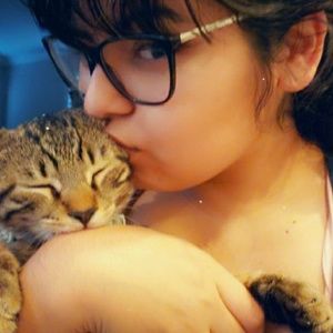 Meet your Posher, Valerie